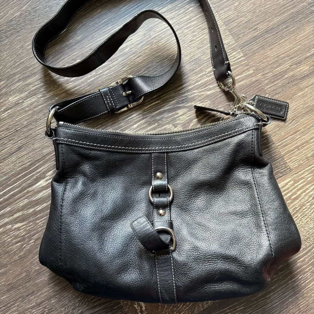 Coach Black Leather Chelsea Purse